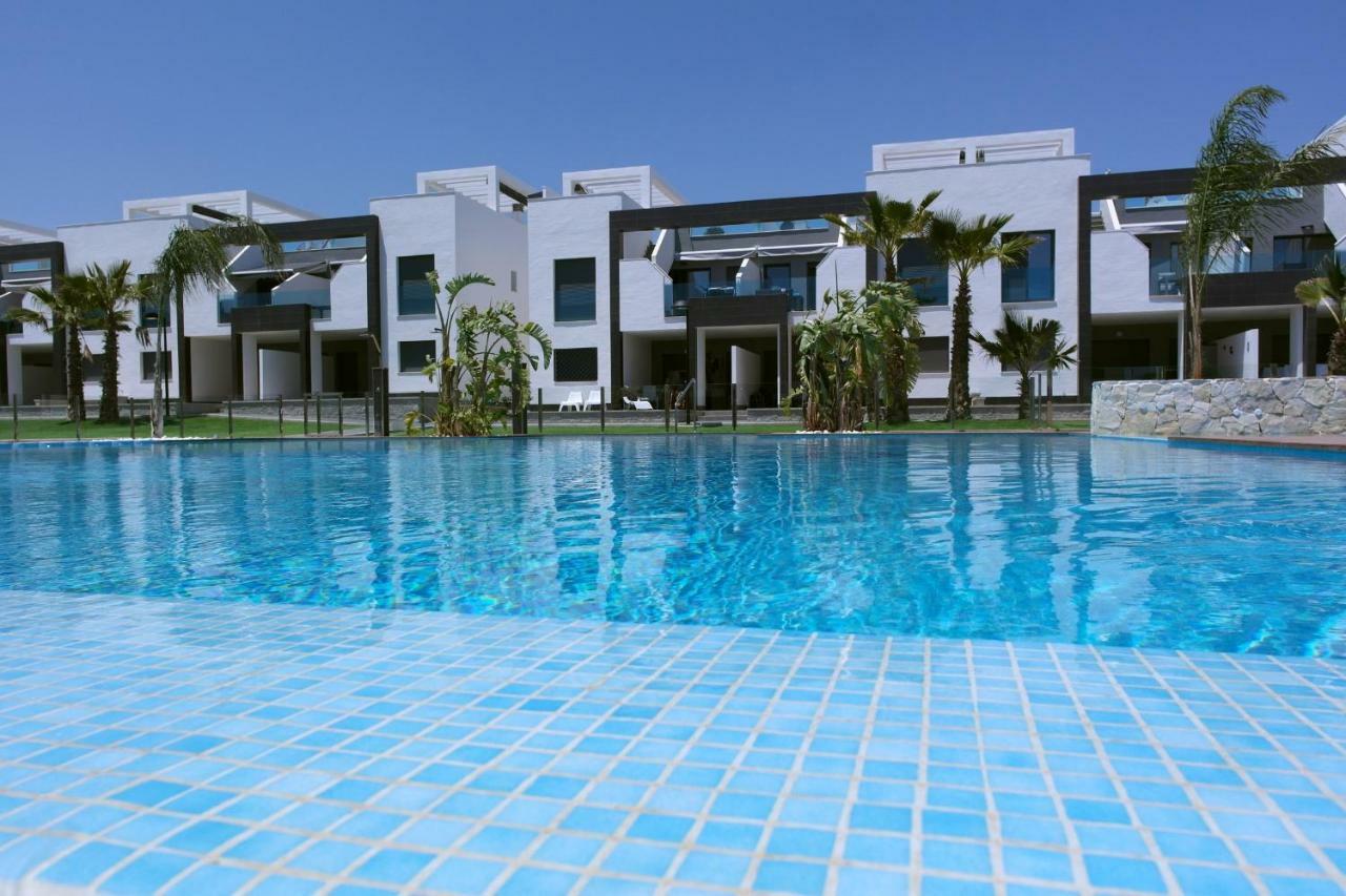 Oasis Beach IX Torrevieja Exterior foto
