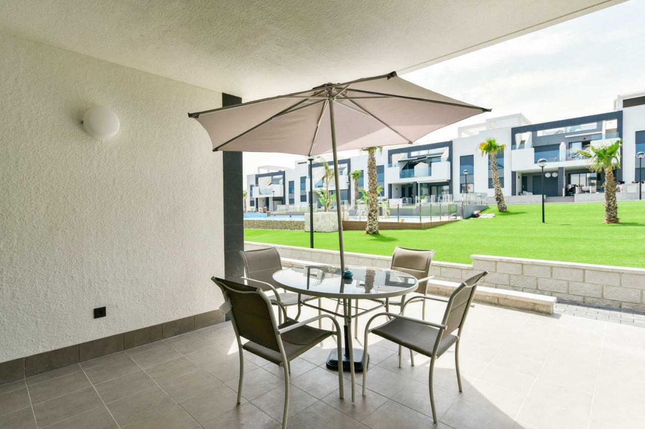 Oasis Beach IX Torrevieja Exterior foto
